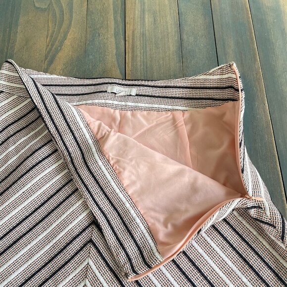 Ann Taylor LOFT Chevron Textured Mini Skirt Pink Black White - Size 10 (R8) - Picture 7 of 9
